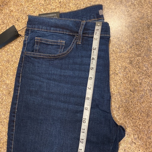 NWT Joe’s Jeans The Brixton Straight + Narrow Size 34 - Picture 9 of 16